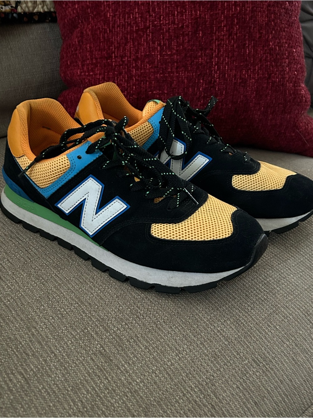 New Balance Men's Black, Yellow & Blue Retro Runner Sneakers